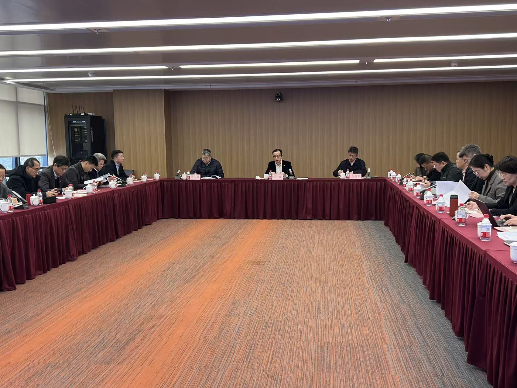 凝聚共识绘蓝图 砥砺奋进新征程  ——beat365召开《beat365中国官方网站 上海市中医药研究院改革和发展“十五五”规划（草案）》征求意见座谈会